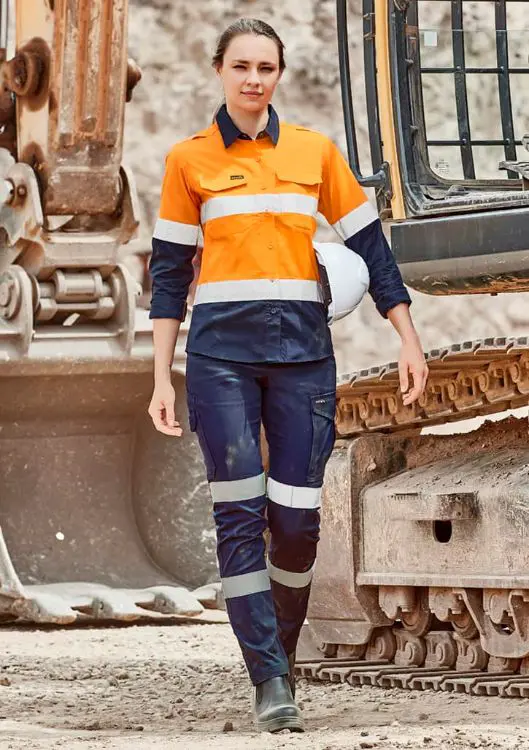 Picture of Womens Essential Stretch Taped Cargo Pant