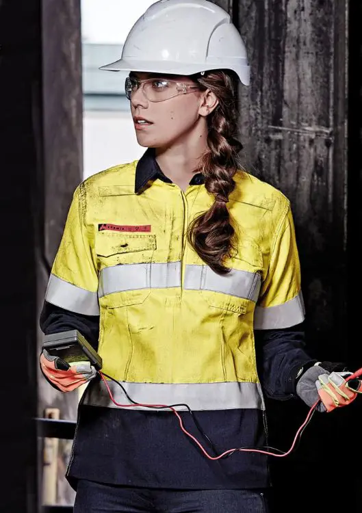 Picture of Womens FR Closed Front Hooped Taped Spliced Shirt