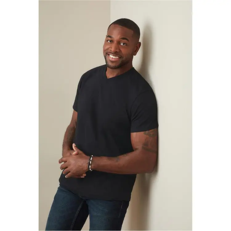 Picture of Men's Classic-T V-neck