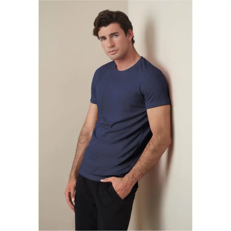 Picture of Men's Active 140 Crew Neck