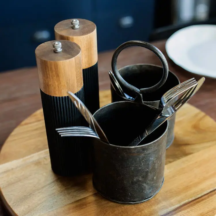 Picture of Keepsake Noir Salt and Pepper Grinders